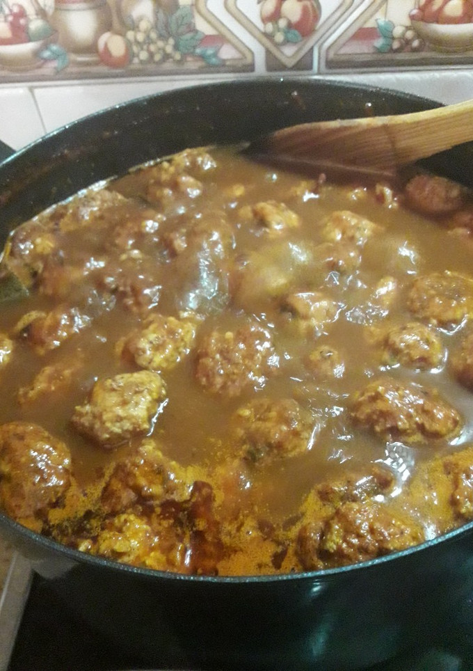 Una foto de Albóndigas con salsa de tomate