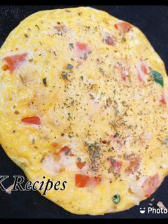 Tomato Cheese Omelette (Tomato cheese omelette recipe in tamil) செய்முறை முக்கிய புகைப்படம்