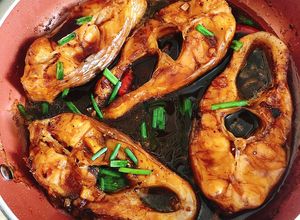 Hình của món Cá diêu hồng kho nước dừa.