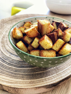Una foto de Croutons o picatostes saludables
