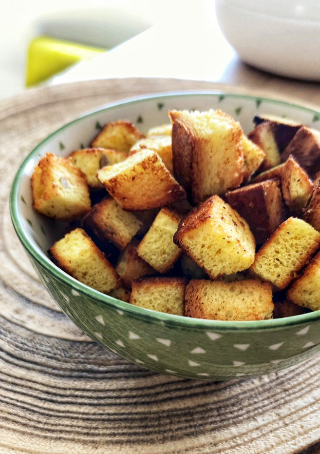 Una foto de Croutons o picatostes saludables