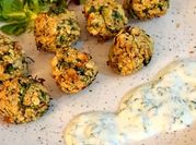 Una foto de falafel en airfryer