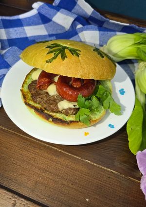 عکسی از دستور چوریتسو برگر زغالی🍔🌭