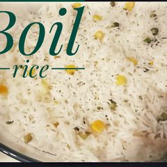 A picture of 3 colour boil rice.