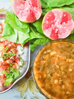 दाल पालक की सब्जी (dal palak ki sabzi reicpe in Hindi) रेसिपी मुख्य फोटो