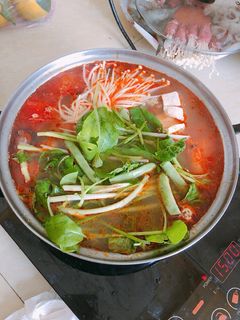 Hình của món Lẩu thập cẩm.