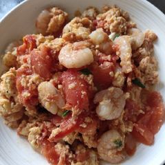 A picture of Egg Tomato and Shrimps.