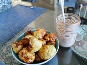 Una foto de coliflor airfryer
