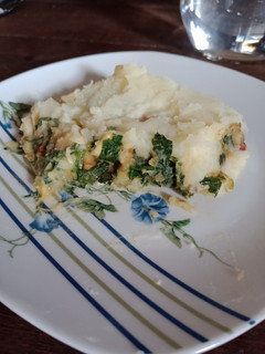 Una foto de Pastel de papa relleno de espinaca