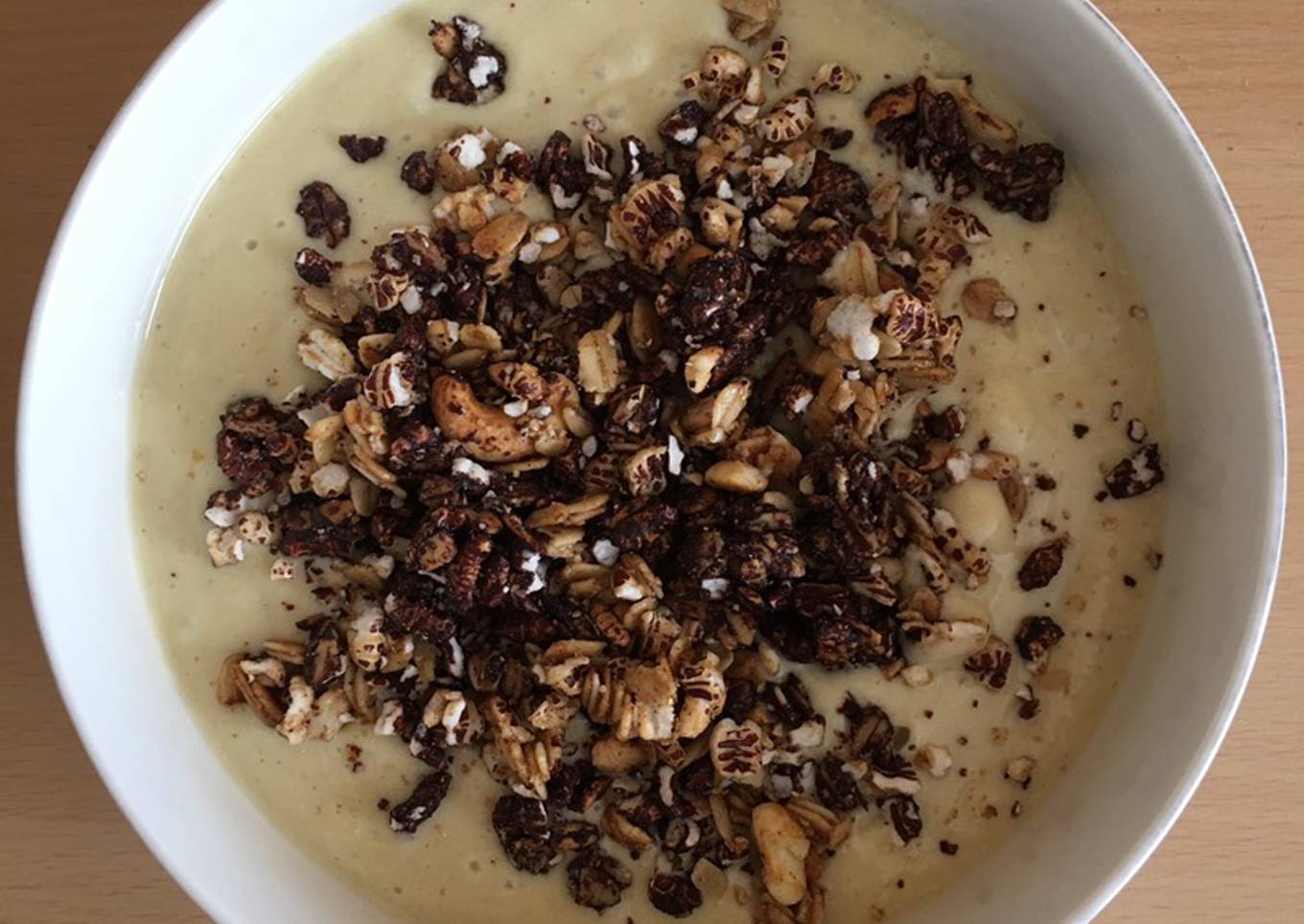 Avocado Soya Smoothie Bowl
