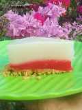 White Chocolate Jelly Cake