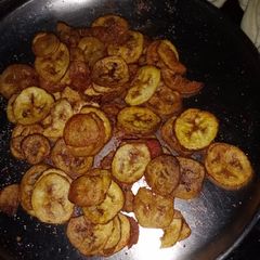 A picture of Raw banana chips.