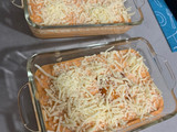 Huevos al horno con nata y tomate