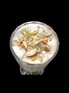 குல்கந்து ஷேக் செய்முறை முக்கிய புகைப்படம்