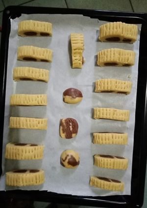 A picture of Cookies biscuit.