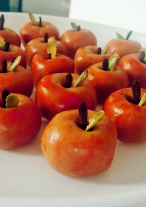 A picture of Apple Mithai.
