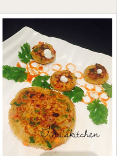 A picture of Bread sooji uttapam.