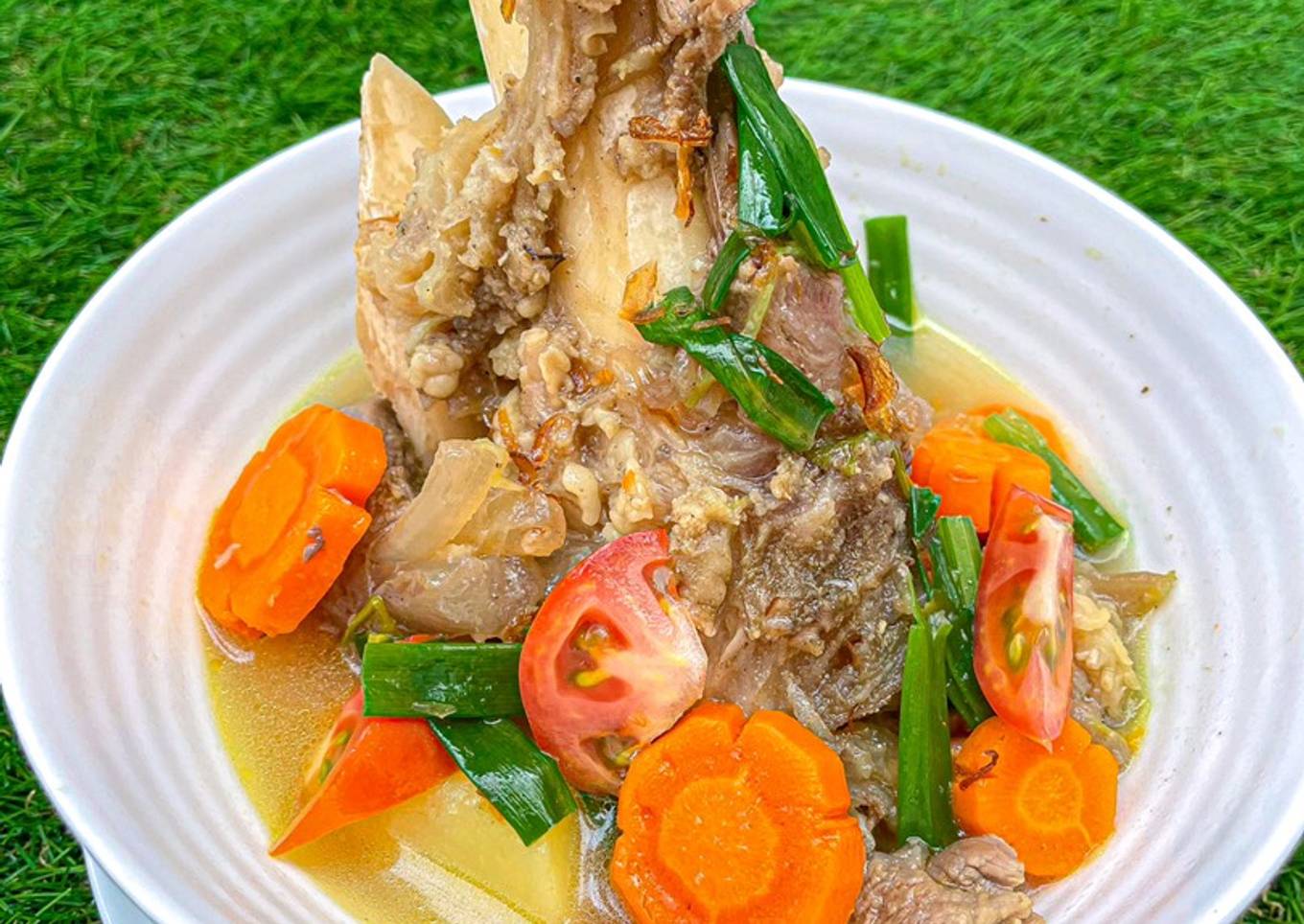 Sop Kaki Sapi (Balung)
