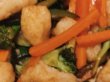 Ñoquis de arroz con verduras salteadas