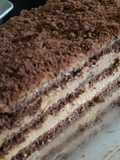 Torta chocotorta helada con abundante relleno