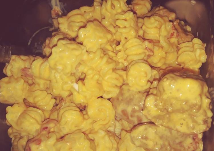 Simple Way to Prepare Super Quick Homemade Cheesy fiesta mac n cheese