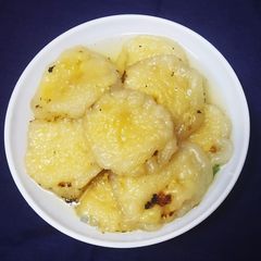 A picture of Gokul Puli pitha.