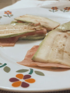 Una foto de Sándwich de calabacín 🤩