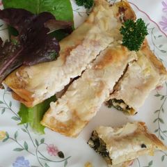 A picture of Healthy baked spinach and feta pancakes.