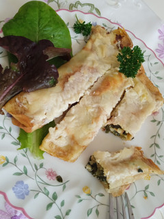 A picture of Healthy baked spinach and feta pancakes.