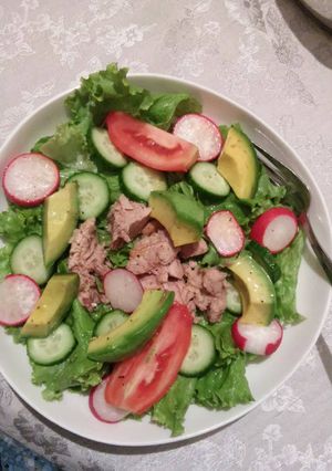 Una foto de Ensalada con atún