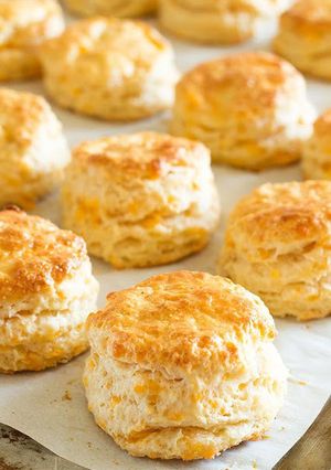 Una foto de Scones de queso para la merienda