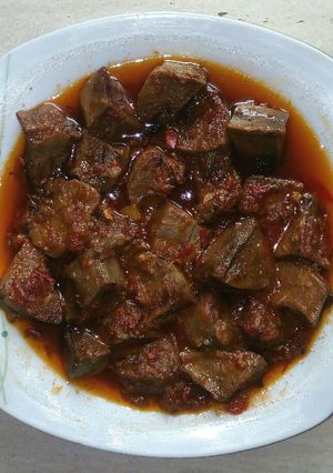 Una foto de Lenguas de cerdo en salsa