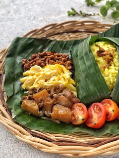 Foto resep Nasi Kuning rice cooker