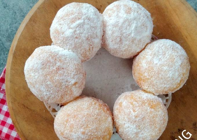 Cara membuat Donat Kentang (Irit Telur, Empuuuk) Cara membuat Donat Kentang (Irit Telur, Empuuuk)