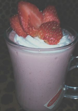 صورة لوصفة بافارواز بالفراولة