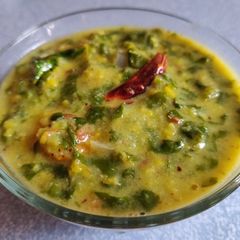 A picture of Keerai Kulambu/Spinach Curry.