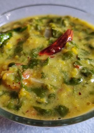 A picture of Keerai Kulambu/Spinach Curry.