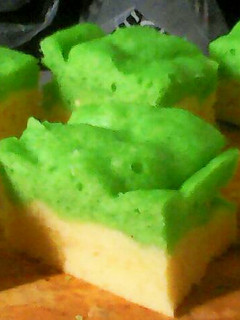 Foto resep Bolu Kukus 2 Warna Rice Cooker (no mixer)