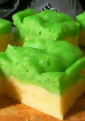 Foto resep Bolu Kukus 2 Warna Rice Cooker (no mixer)