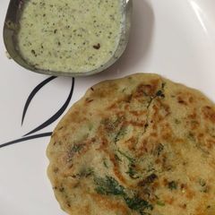 A picture of Rava Uttapam.