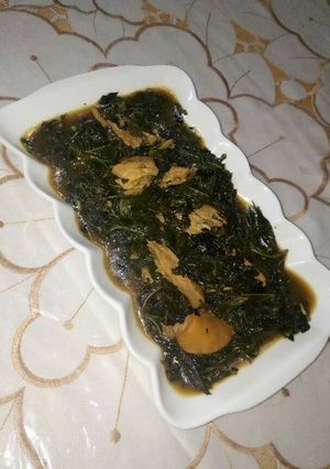 صورة لوصفة ملوخية بالدجاج