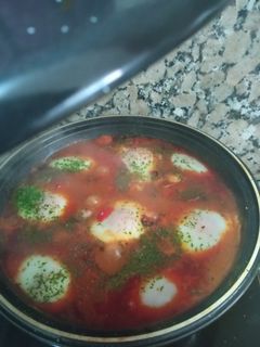 Una foto de Tajín de patatas y huevos estilo Mony Ñam