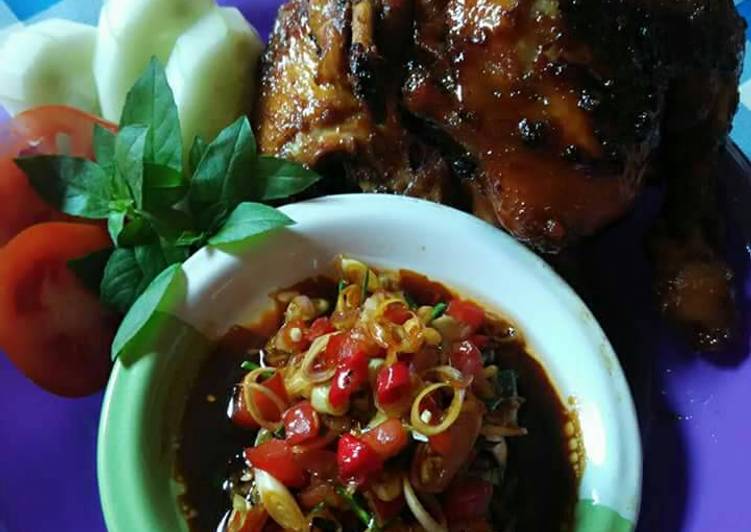 Resep Ayam panggang teflon sambal mentah? Anti Gagal