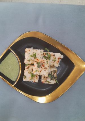 A picture of White Dhokla.