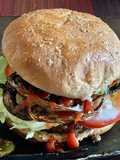 Cheese bacon avocado burgers # delantal dorado