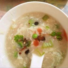 Chicken vegetable corn soup A picture of Chicken vegetable corn soup.