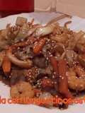 Col salteada con langostinos estilo oriental*