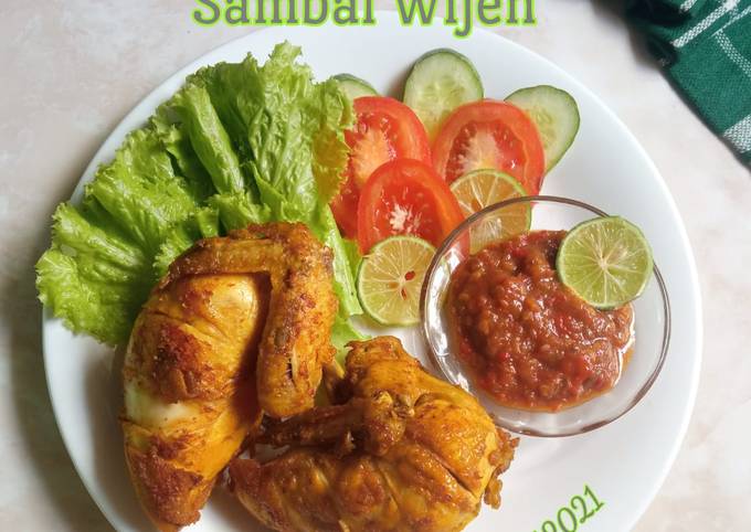 Pecel Ayam Sambal Wijen