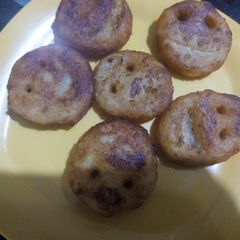 A picture of Potato smileys.