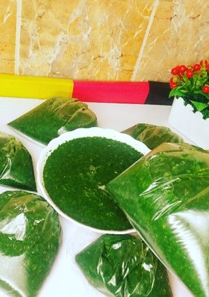 صورة لوصفة تخزين الملوخيه الخضراء بالطريقه الصحيحه